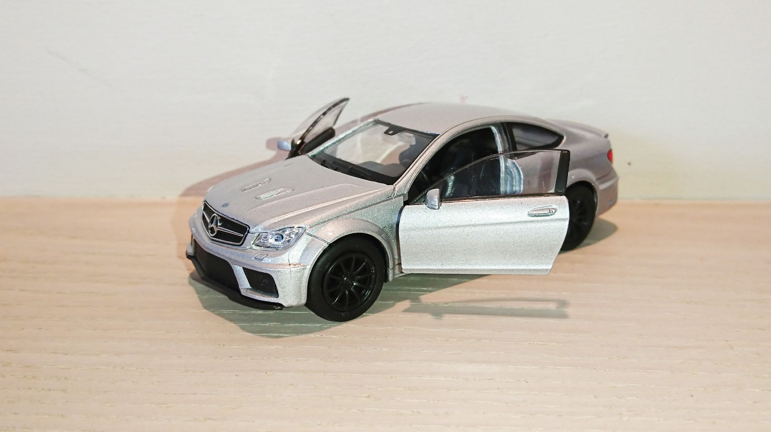 mercedes c63 amg diecast model